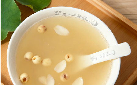 冬日圍爐時(shí)光，一碗野生葛粉撫平滿身燥意